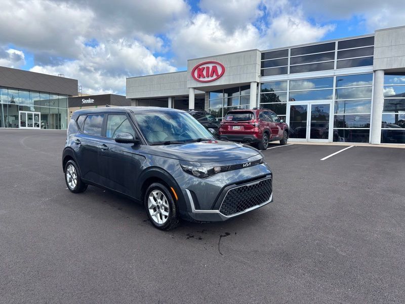 Certified 2024 Kia Soul LX w/ Option Group 015 FWD image 4