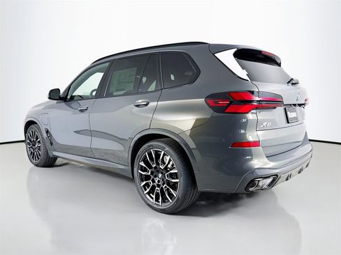 New 2026 BMW X5 xDrive50e w/ M Sport Package image 5