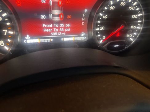 Used 2019 Jeep Renegade Trailhawk image 8