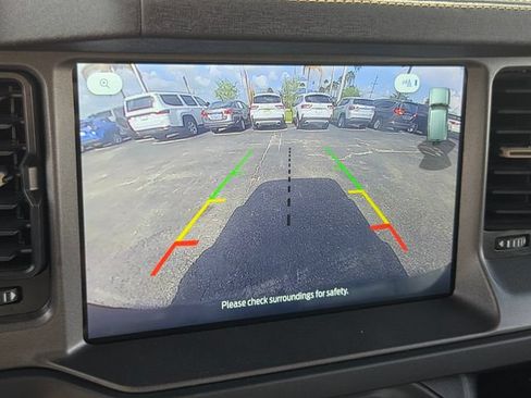 Used 2025 Ford Bronco Badlands AWD/4WD image 24