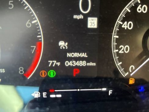 Used 2024 Honda Civic Sport image 14