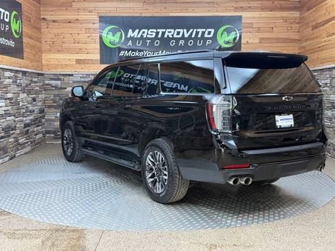 Used 2026 Chevrolet Suburban Z71 w/ Comfort Package AWD/4WD image 7