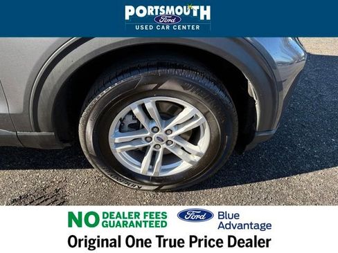Used 2023 Ford Explorer XLT w/ Equipment Group 202A image 32