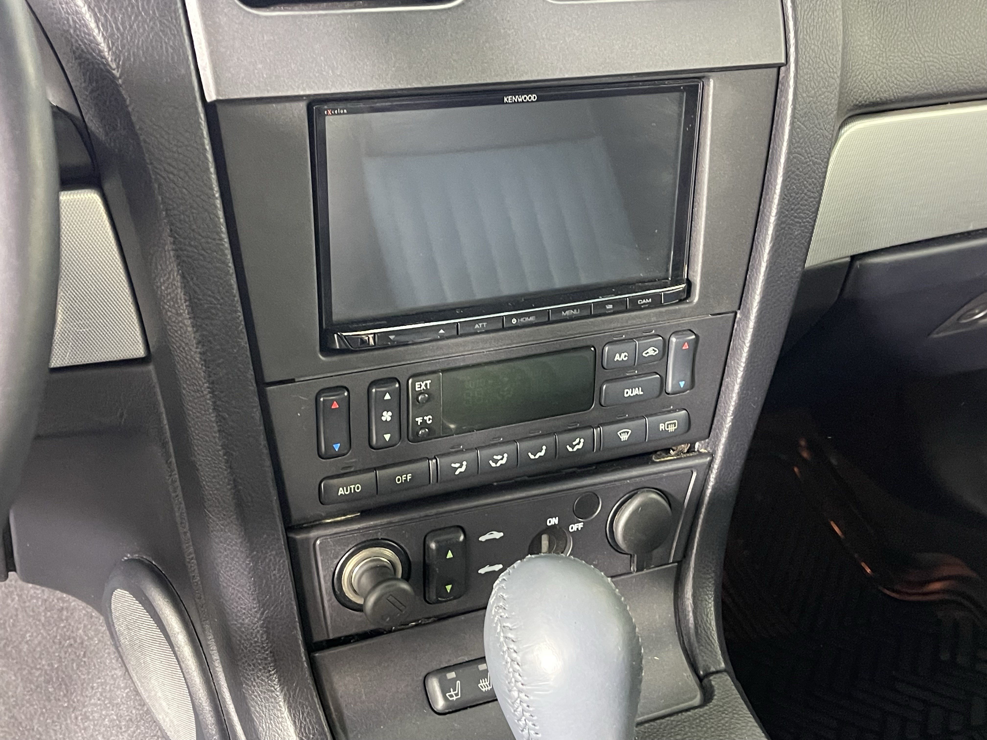 Used 2005 Ford Thunderbird RWD image 19