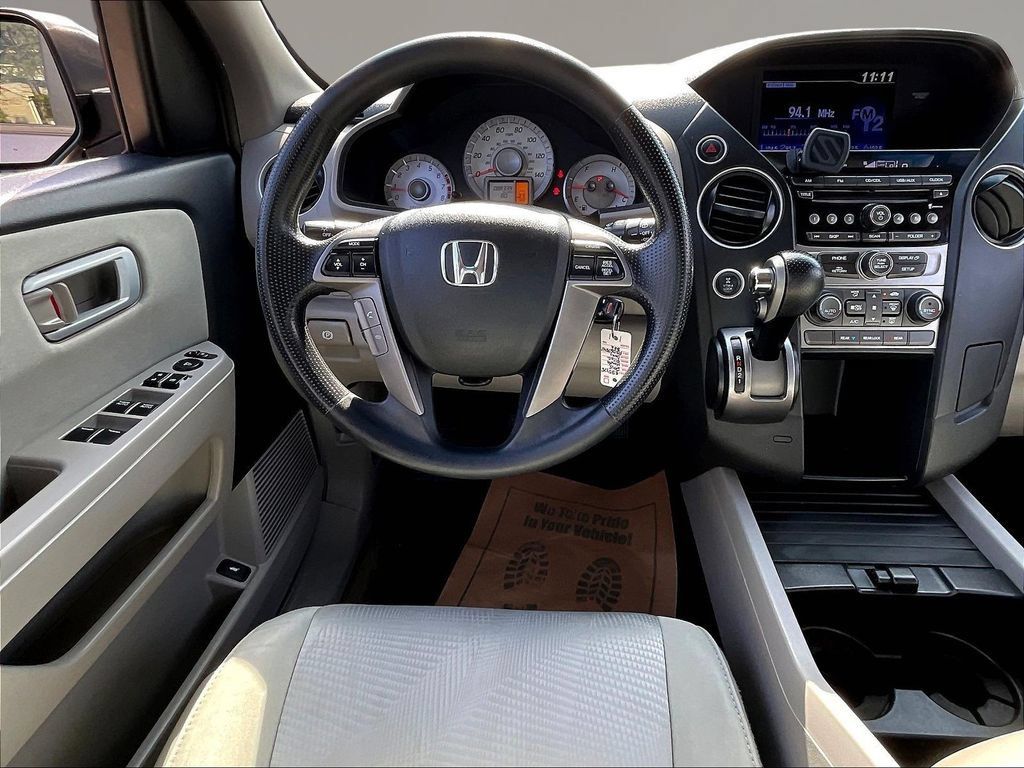 Used 2015 Honda Pilot LX image 8