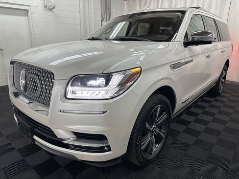 Used 2019 Lincoln Navigator L Black Label w/ Cargo Package image 4