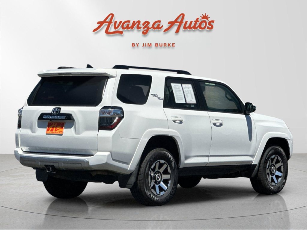 Used 2022 Toyota 4Runner TRD Off-Road Premium AWD/4WD image 5