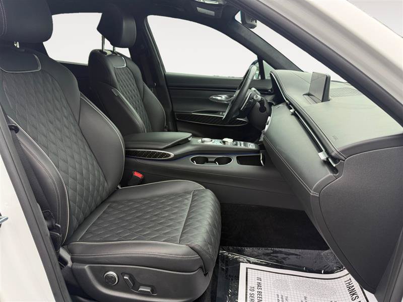 Used 2024 Genesis GV70 3.5T Sport w/ Sport Prestige Package AWD/4WD image 18
