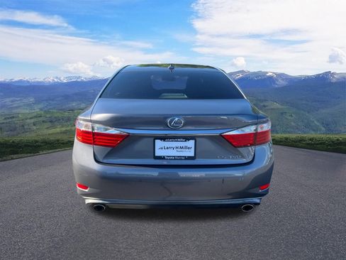 Used 2014 Lexus ES 350 w/ Premium Package FWD image 4