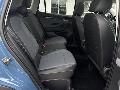 New 2026 Volkswagen Tiguan SE image 28