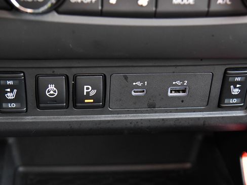 Used 2023 Nissan Frontier Pro-X w/ Pro Convenience Package image 28