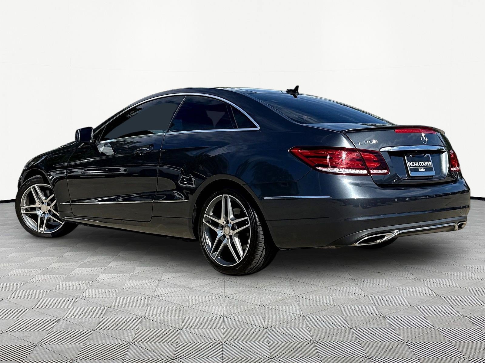 Used 2014 Mercedes-Benz E 350 Coupe image 7