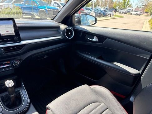 Used 2023 Kia Forte GT FWD image 19
