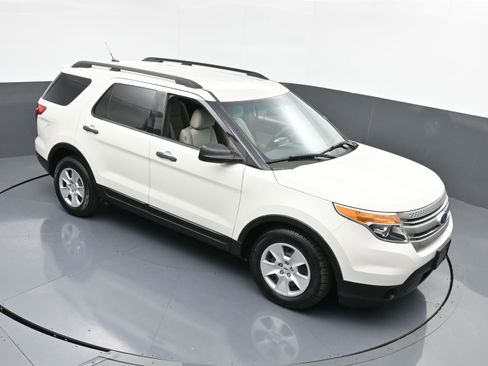 Used 2012 Ford Explorer FWD w/ Class III Trailer Tow Pkg image 28