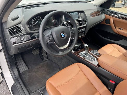 Used 2017 BMW X3 sDrive28i RWD image 13