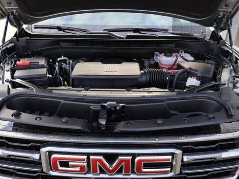 New 2026 GMC Yukon XL AT4 w/ AT4 Premium Package image 52