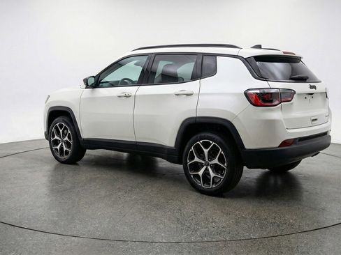 Used 2025 Jeep Compass Limited AWD/4WD image 6