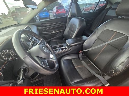 Used 2022 Nissan Altima 2.5 SR image 18