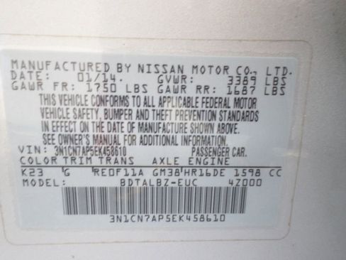 Used 2014 Nissan Versa SV image 20