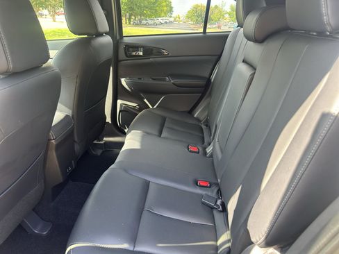 Used 2025 Mitsubishi Eclipse Cross AWD image 15