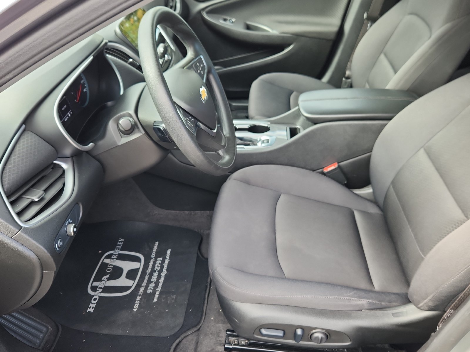 Used 2025 Chevrolet Malibu LT FWD image 10