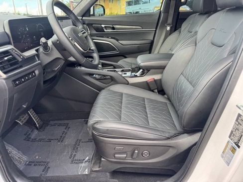Certified 2024 Kia Telluride SX Prestige X-Line AWD/4WD image 19