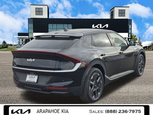 New 2025 Kia EV6 Light w/ Light LR Technology Package image 5