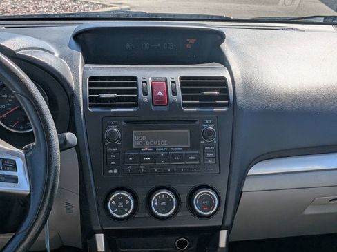 Used 2014 Subaru Forester 2.5i AWD/4WD image 19