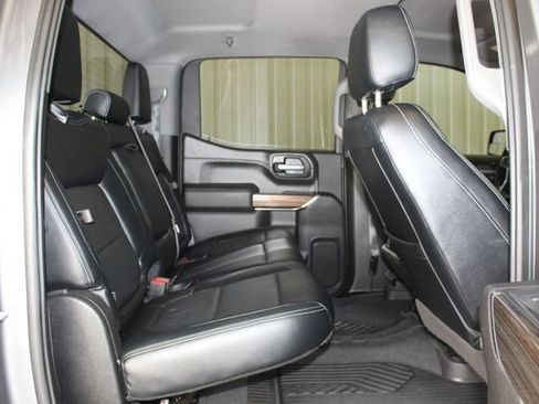 Used 2021 Chevrolet Silverado 1500 LT Trail Boss w/ Bed Protection Package AWD/4WD image 19