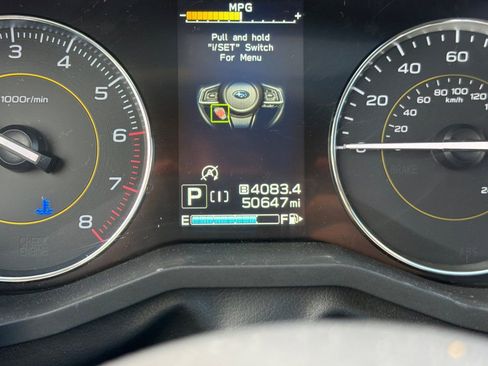 Used 2022 Subaru Crosstrek 2.5i Sport w/ Moonroof Package image 12