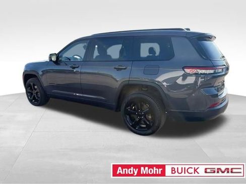 Used 2023 Jeep Grand Cherokee L Limited w/ Black Appearance Package AWD/4WD image 8
