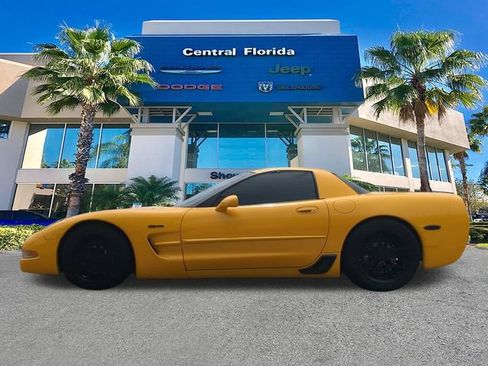 Used 2001 Chevrolet Corvette Z06 w/ Memory Pkg RWD image 8