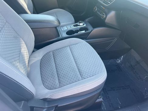 Used 2020 Ford Escape SE AWD/4WD image 16