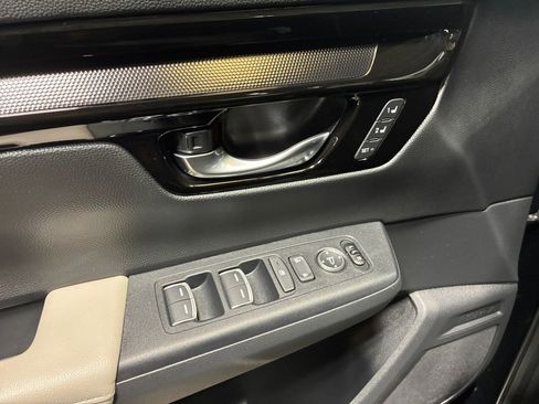 Used 2025 Honda CR-V EX-L image 27