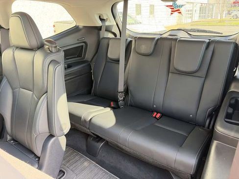 Used 2023 Subaru Ascent Touring AWD/4WD image 20