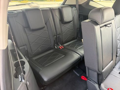 Certified 2024 Volkswagen Atlas SE AWD/4WD image 25
