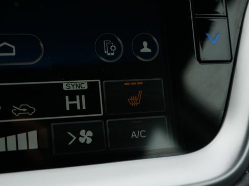 Certified 2025 Subaru Legacy Premium image 31