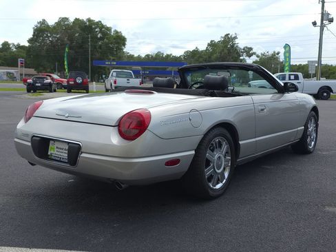 Used 2005 Ford Thunderbird RWD image 6