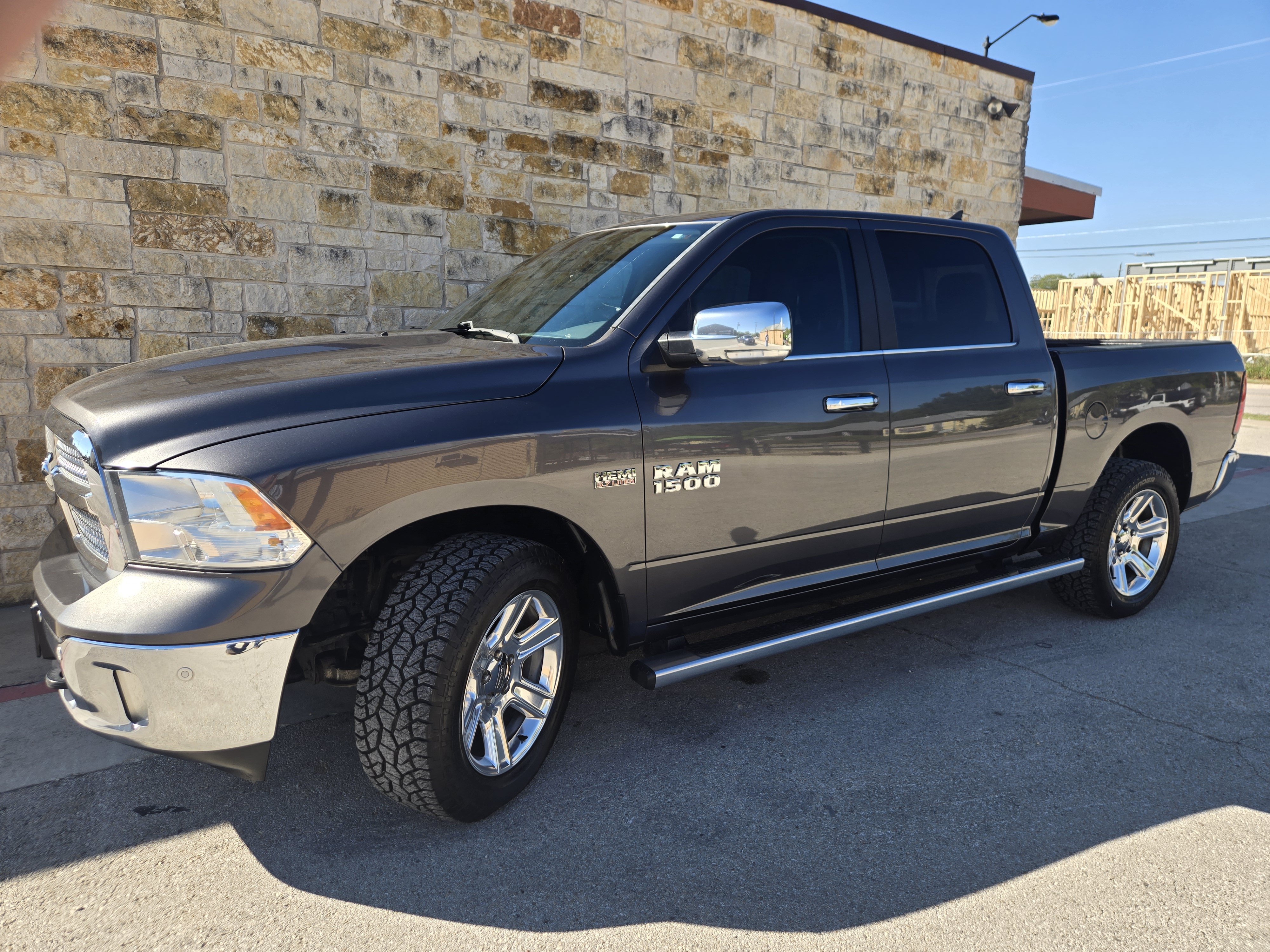 Used 2017 RAM 1500 Lone Star AWD/4WD image 2