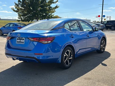 New 2025 Nissan Sentra SV image 8