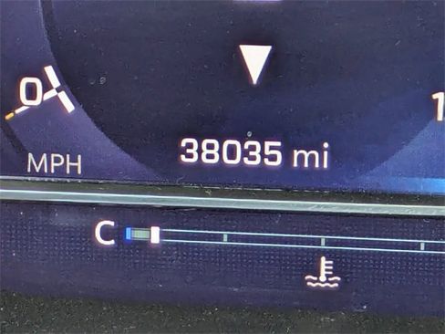 Used 2024 Chevrolet Silverado 1500 High Country image 30