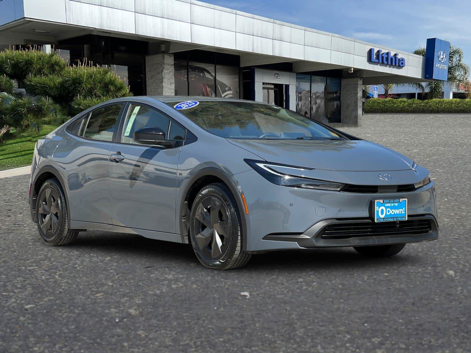 Used 2023 Toyota Prius LE FWD image 10