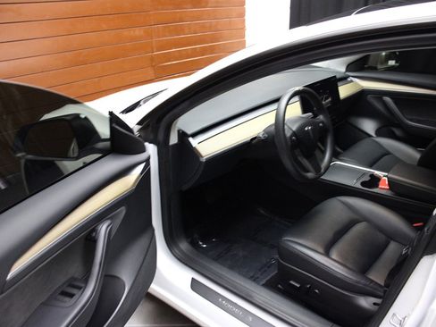 Used 2023 Tesla Model 3 Standard Range RWD image 21