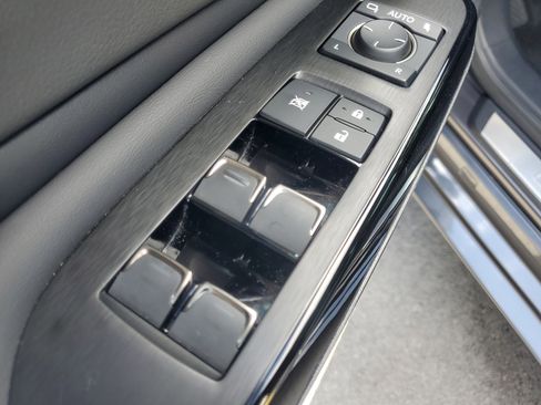 Used 2023 Lexus ES 350 w/ Premium Package image 19