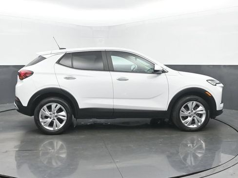 Used 2024 Buick Encore GX Preferred AWD/4WD image 6