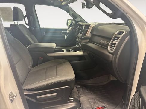 Used 2021 RAM 1500 Big Horn AWD/4WD image 4