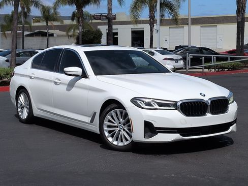 Used 2022 BMW 530i xDrive AWD/4WD image 2