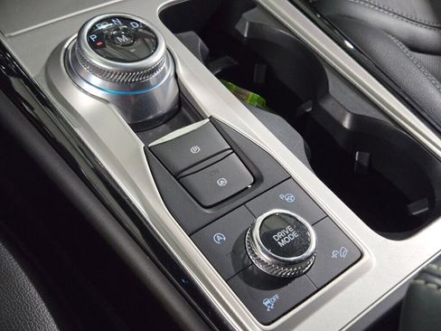 Certified 2022 Ford Explorer ST w/ Equipment Group 401A image 31