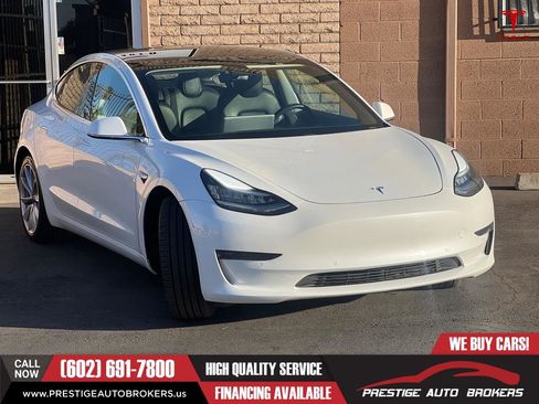 Used 2020 Tesla Model 3 Standard Range Plus RWD image 2