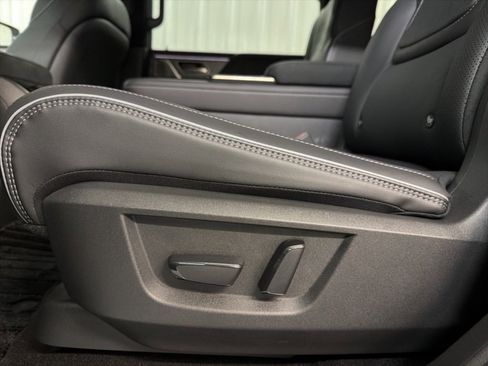 Certified 2026 INFINITI QX80 Autograph w/ Premium Cargo Package image 29